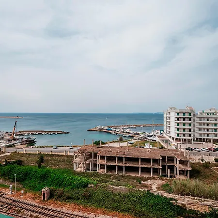 Nova Domus 6, Emma Галлиполи