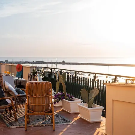 アパート Nova Domus 6, Emma ガリポリ