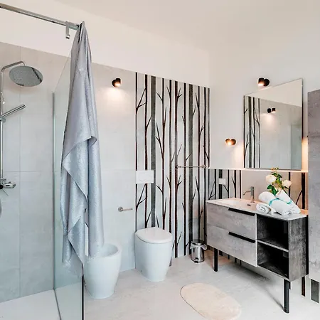 Nova Domus 6, Emma アパート