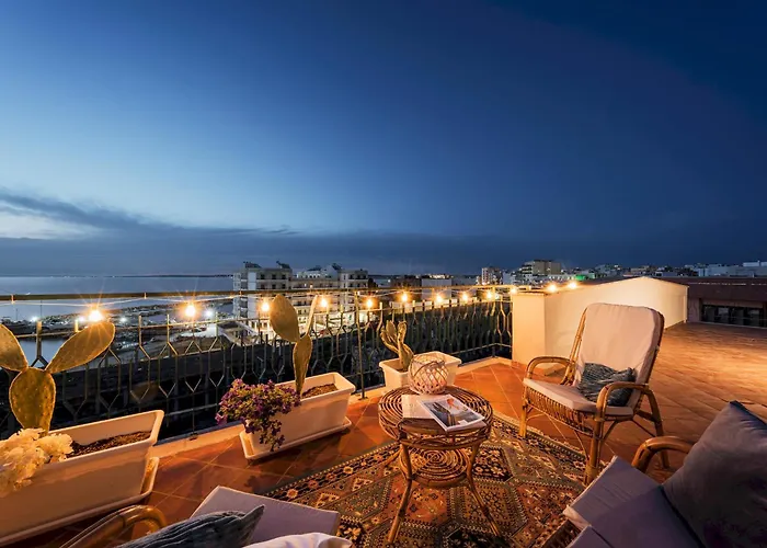 Nova Domus 6, Emma *