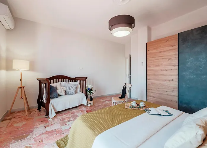 Apartment Nova Domus 6, Emma