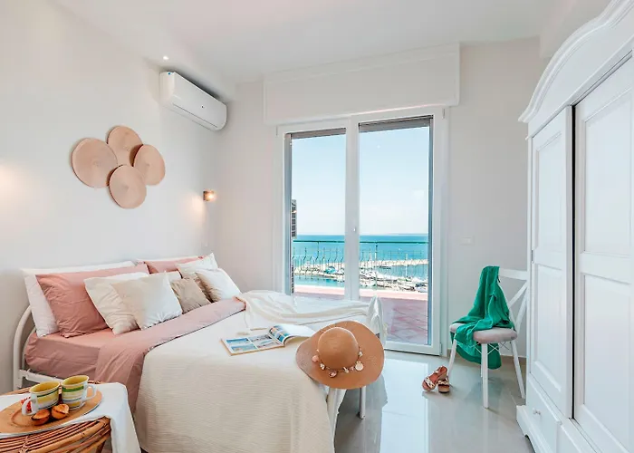 Nova Domus 6, Emma *