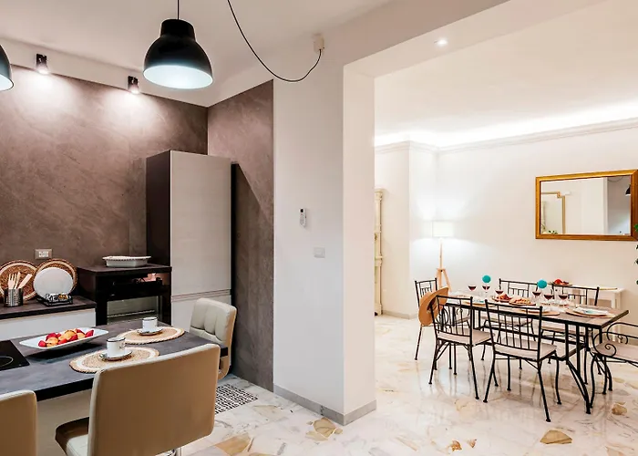 아파트 Nova Domus 6, Emma 갈리폴리